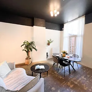 Appartement San Home's